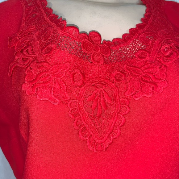 AZ Women’s Red Blouse - Picture 3 of 3